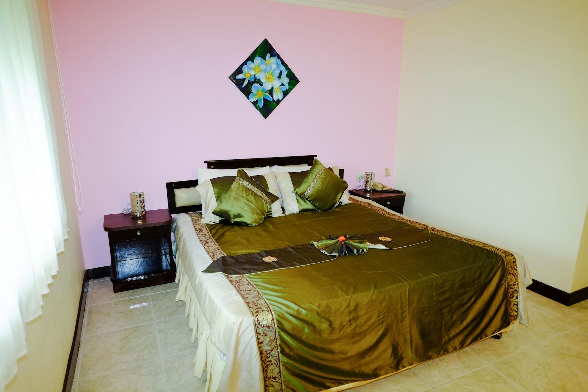 Adonis Guest House Patong Exterior foto